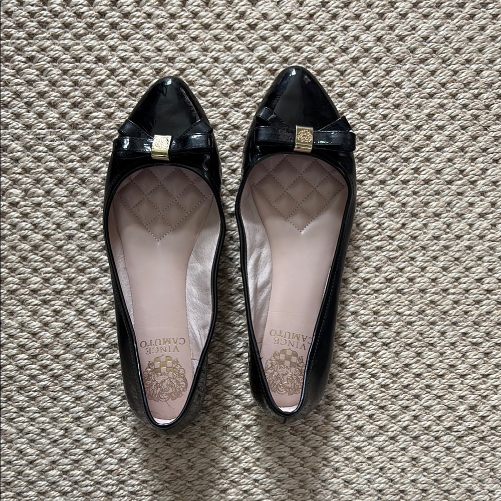 Vince Camuto Black Ballet Flats